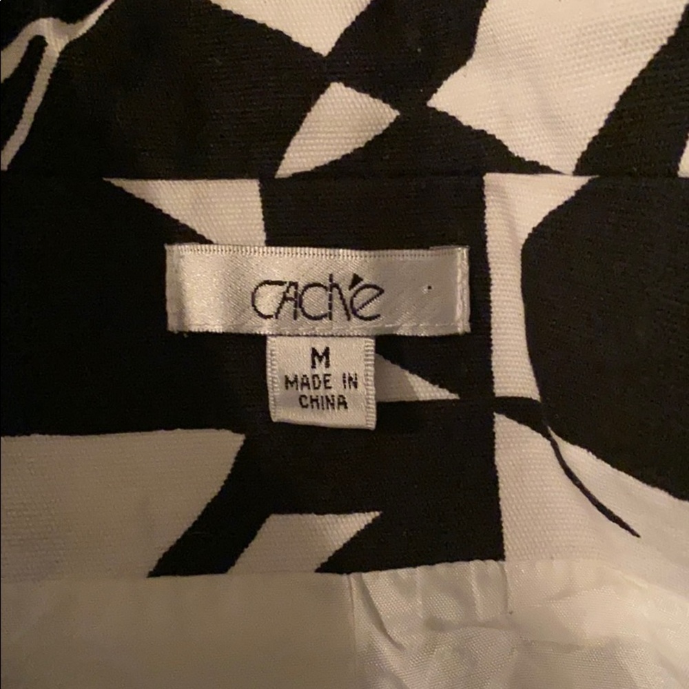 Cache size medium - Picture 2 of 3